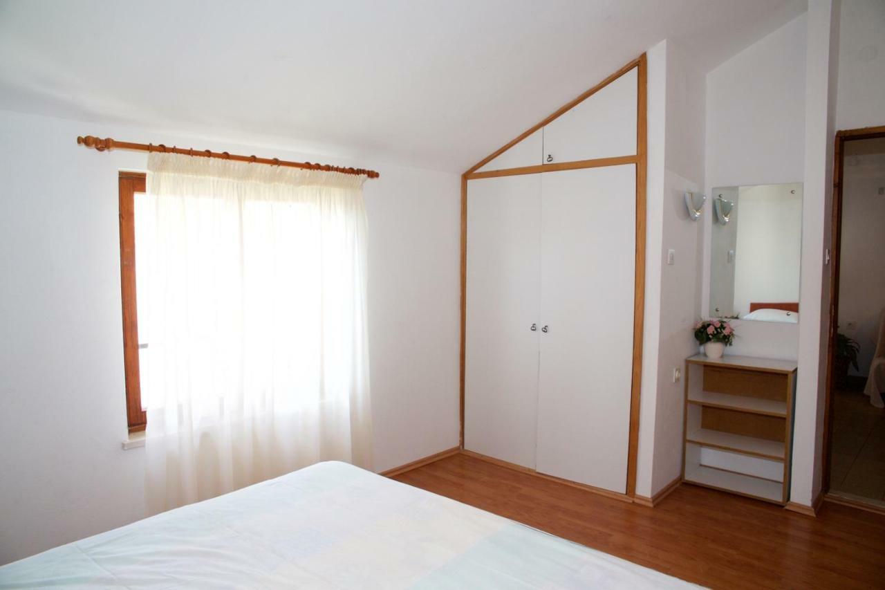 Apartments Fjaka Свети свети Филип и Яков Екстериор снимка