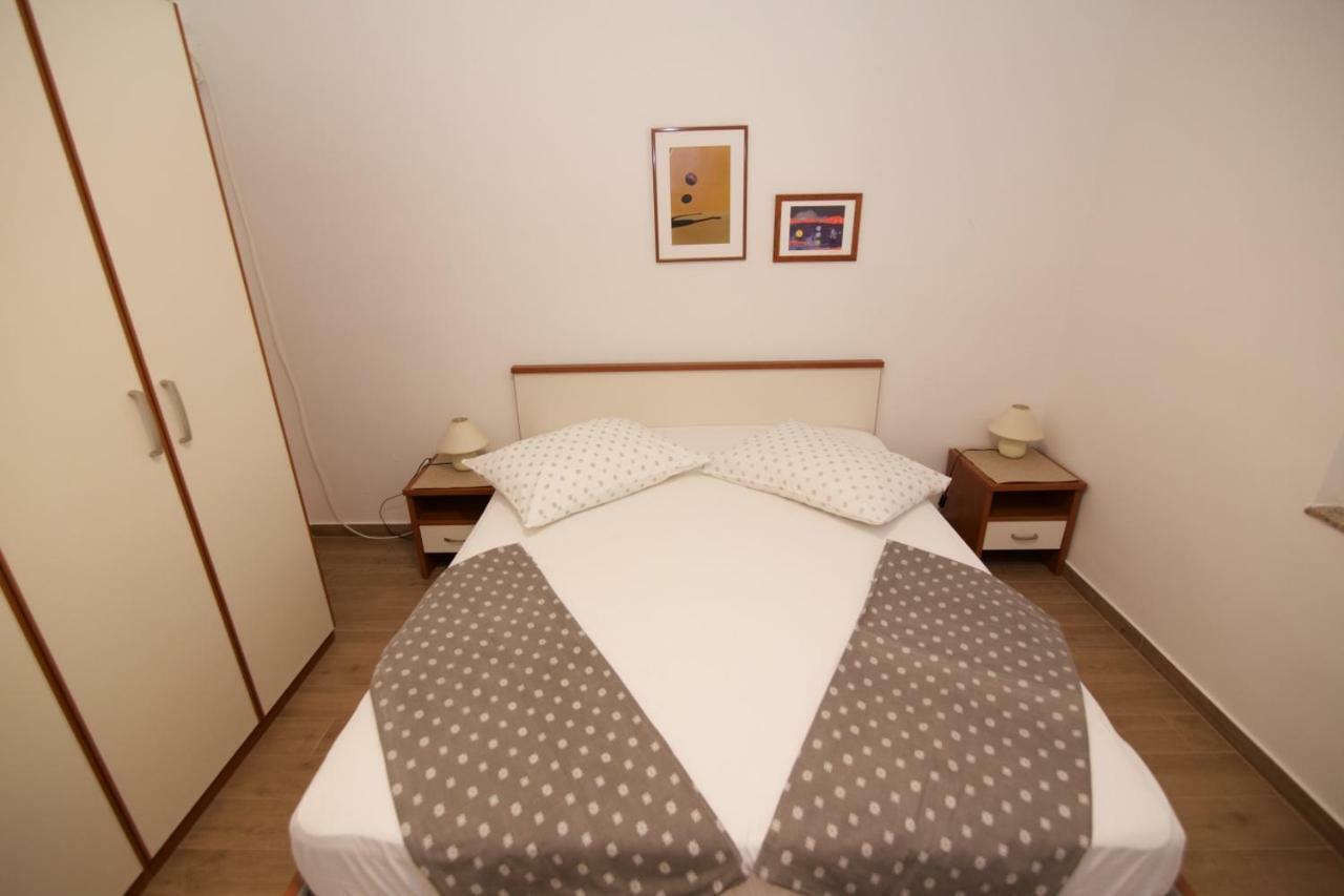 Apartments Fjaka Свети свети Филип и Яков Екстериор снимка
